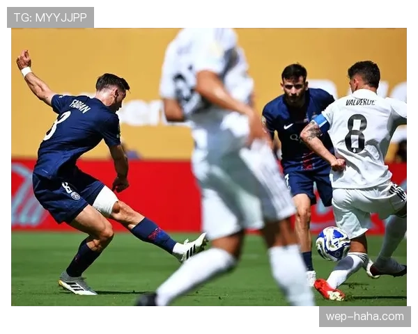 巴黎圣日耳曼防守问题源自整体结构，当前阶段球队稳定性面临考验