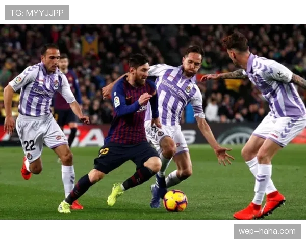 巴萨的现实转变对球队财务状况产生阶段性影响，竞争格局逐步调整