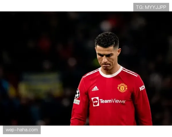 C罗回归曼联的战术体系大变动——是巨星依赖还是团队崛起的起点？